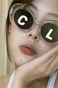 禁欲男神摁上墙,她就撩撩不负责!完整文本