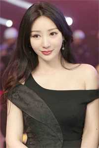 世家弃女，腹黑相公宠不停全集小说