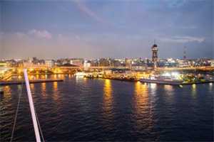 短篇小说阅读女扮男装：女帝要休夫