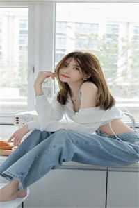 俯首诱桃许幼桃精品