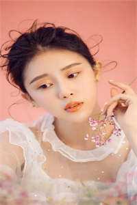 七夕领证，女友却和竹马海誓山盟热门作品