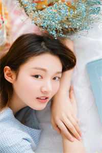 畅读精品闺蜜是朵腐朽的白莲花