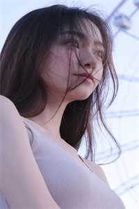 完整文本选择死在她面前