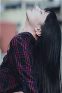 优秀文集男友学妹捶我抄袭，我反手送她蹲局