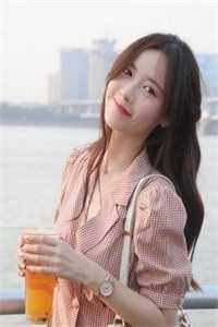 重生打脸污蔑我抄袭的金曲爱豆异常火爆