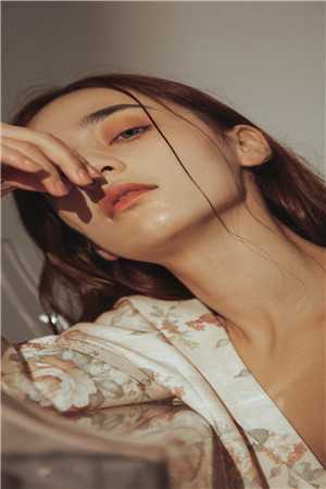 重生后,黑蛇前夫向我姐姐求婚全集