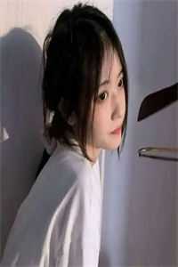 猛龙归来,美女请自重是什么