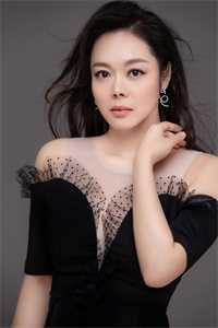 穿越以后，我娶了美艳宗主当老婆全本