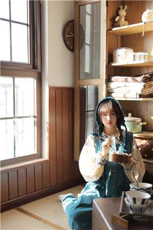 死后第二年，太子要取我的血为太子妃解毒异常火爆