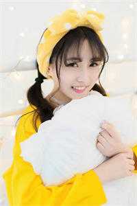 绑定软饭系统，每天让女神花钱广告