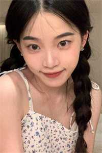 官路芳美人的主角是