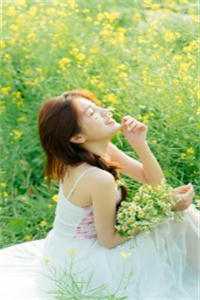 月子期间，老公送小青梅百万三金主角