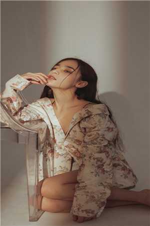 大燕女提刑广告