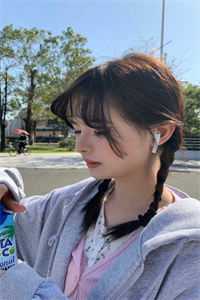 大燕女提刑广告