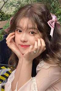 参加同学婚礼，新娘竟是我老婆TXT