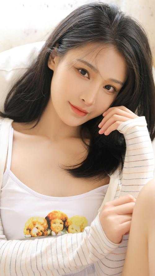 穿越：帮女帝登位后，她转身贬我？在线看