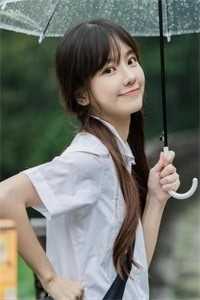 穿书后，她娇养了美强惨反派广告