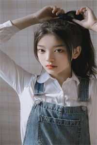 窝囊吧，但还是成万人迷了哈哈！完结版