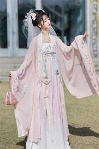 云与海的距离热门