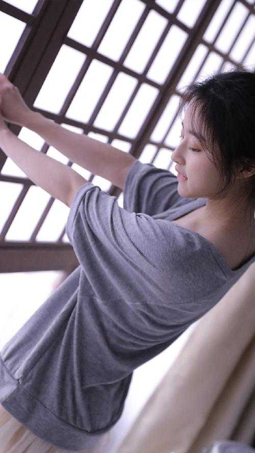 男友觉得我安卓机看不了实况，竟在朋友圈直发和小三亲密live无弹窗