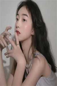 她第八次拒绝后我不捧了在线看