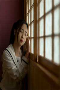 末世来临,老婆带着男同事回家免费