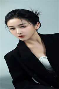 让出首席工程师职位后妻子崩溃了苏伊然温亦和完结文