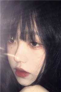 愿得月圆花不谢主角