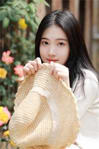 愿得月圆花不谢浏览