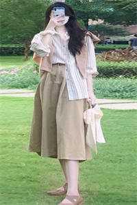 重生后怒甩渣夫，军婚甜如蜜全本