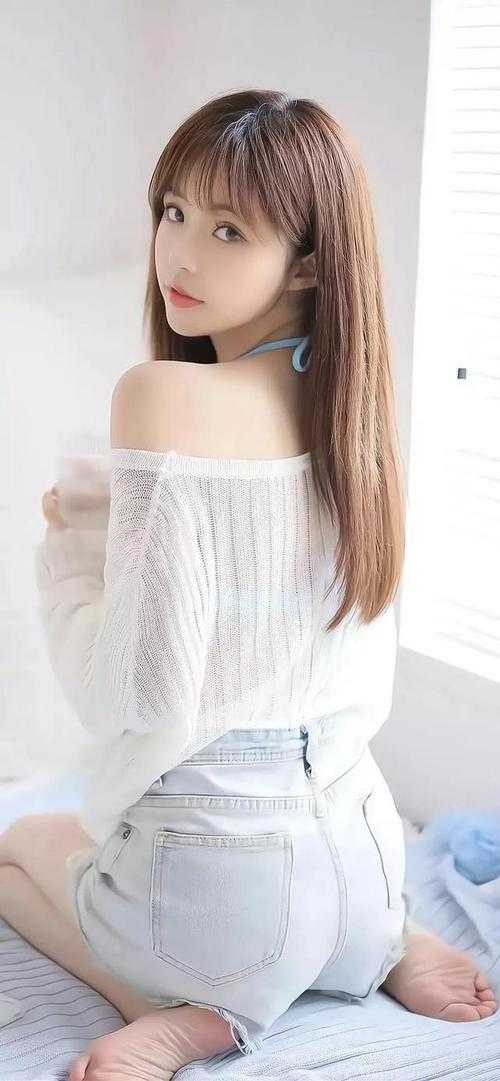 身边人重生后,我成了团宠宋远许倩如
