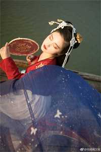 重回末日前，带着妹妹离开偏心家庭陆天耀陆裕仁