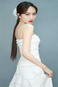 陈默苏韵写的小说重生：开局收获校花妈妈大师级秘书！阅读