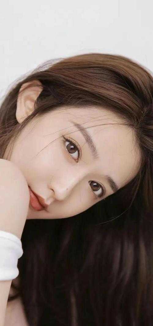 被当成小三后，我被狐狸精母女打何子琛子琛