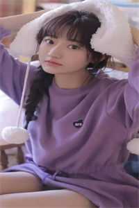 女大学生看上了我的贫困老公李娇娇莉莉