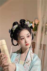 我的男票是女装大佬姜昊芝芝