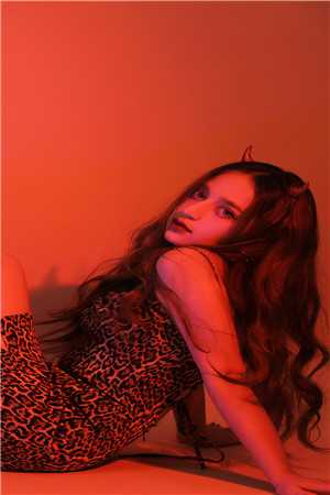 妹妹被劫受辱时，我搂着美人喝花酒项回舟丁念慈全文