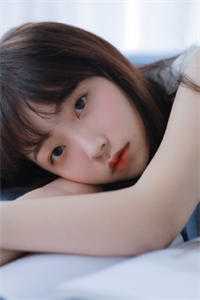 全文小说班主任逼女儿剪短发，我送她上热搜抖音热门