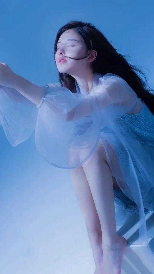 换命玉镯被泡了黑狗血后，庶妹疯了完结版小说周雪沁周富衍