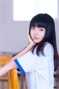 晚风何曾吹入怀郁遥