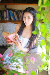 嵇晟睿李小芝的小说爱曾是潮起潮落免费阅读