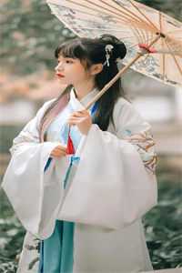 重生高考后，开局被校花女神云养结局+番外