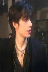 秦龙唐雪舞写的小说天龙医婿