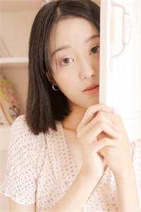 夏洛凝柳若霜爱随秋意尽小说