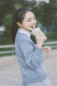 王耀云梦写的小说开局气运逆天，我被迫修了个仙