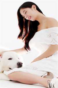 迟来深情寄沧海沈季泽卫诗韵