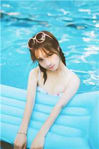 梨花葬于盛夏方梨顾瑾行