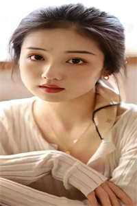 穿成炮灰女主后，引诱了疯批暴君权明赫沈毓灵全章节小说