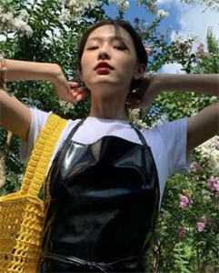 重生后，内卷狂人靠宅斗成了万人迷沈薇燕王全章节小说