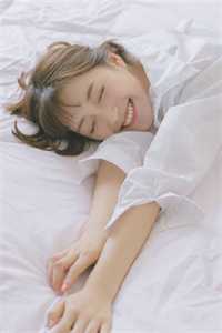 完结版小说君来如灯起，情灭如灯枯by沈怀川姜梨